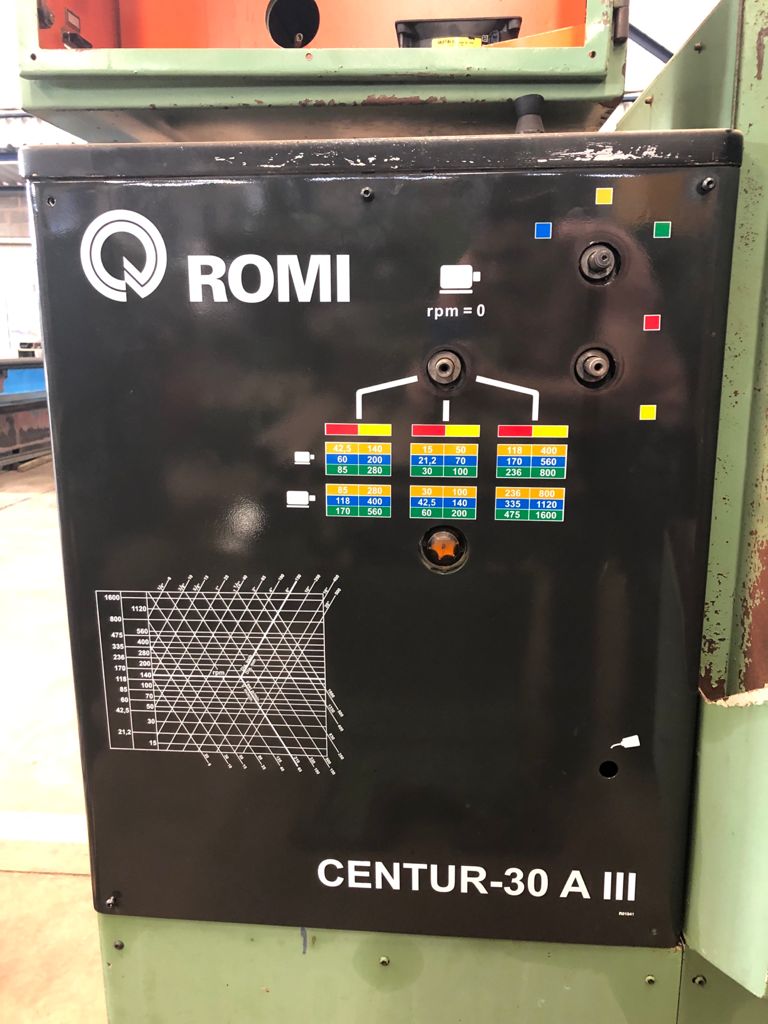 torno-cnc-romi-centur-30a-500-x-1000-mm-2.jpeg