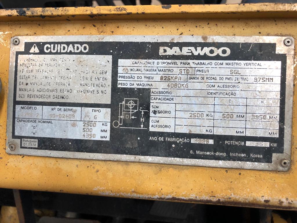 6868-empilhadeira-daewoo-g25s-2-25-ton-5.jpeg