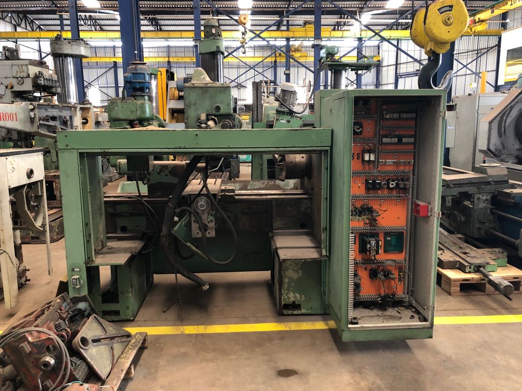 torno-cnc-romi-centur-30a-500-x-1000-mm-4.jpeg